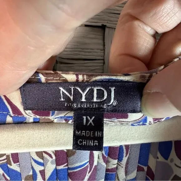 NYDJ pleaded back blouse, bell sleeve feminine evening wear office plus size - Picture 5 of 11